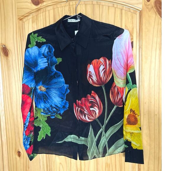 Alice and Olivia Willa Button Front Floral Silk Top Size XS Le Parisien $350 - Picture 8 of 14